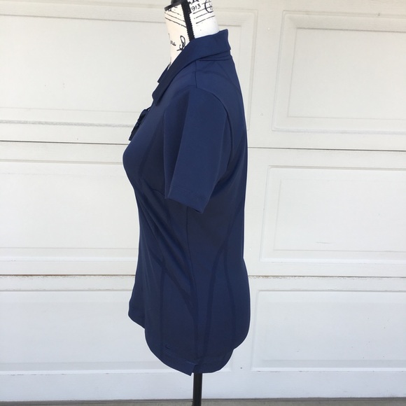 🎉HP🎉 Like New Nike Golf Polo - Picture 2 of 6